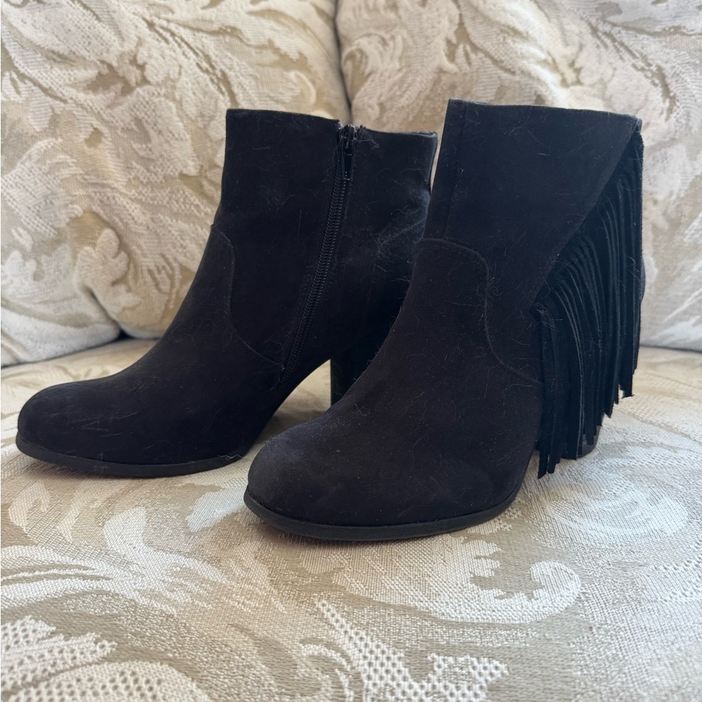 Descente Black Ankle Boots with Fringe